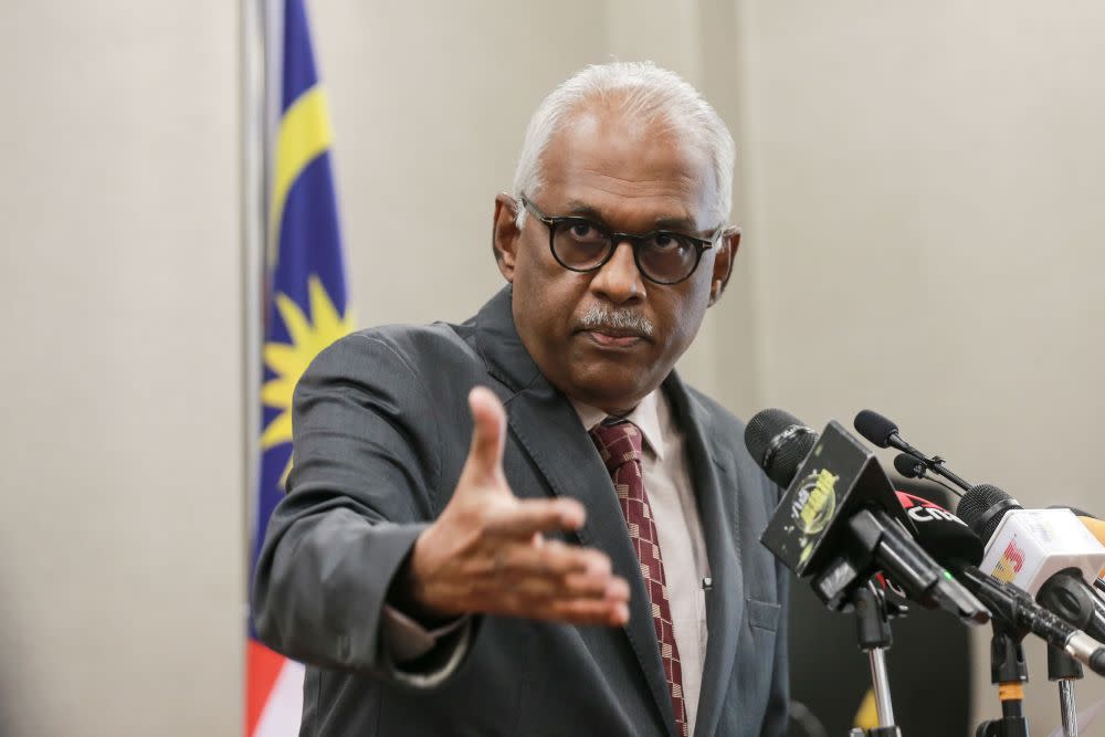 Klang MP Charles Santiago said that Malaysian Indians are disproportionately dying in police custody, and in the case of  Ganapathy’s death there are one too many sticking points surrounding it. — Picture by Ahmad Zamzahuri