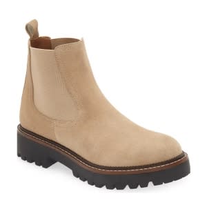 nordstrom-anniversary-sale-caslon-chelsea-boot