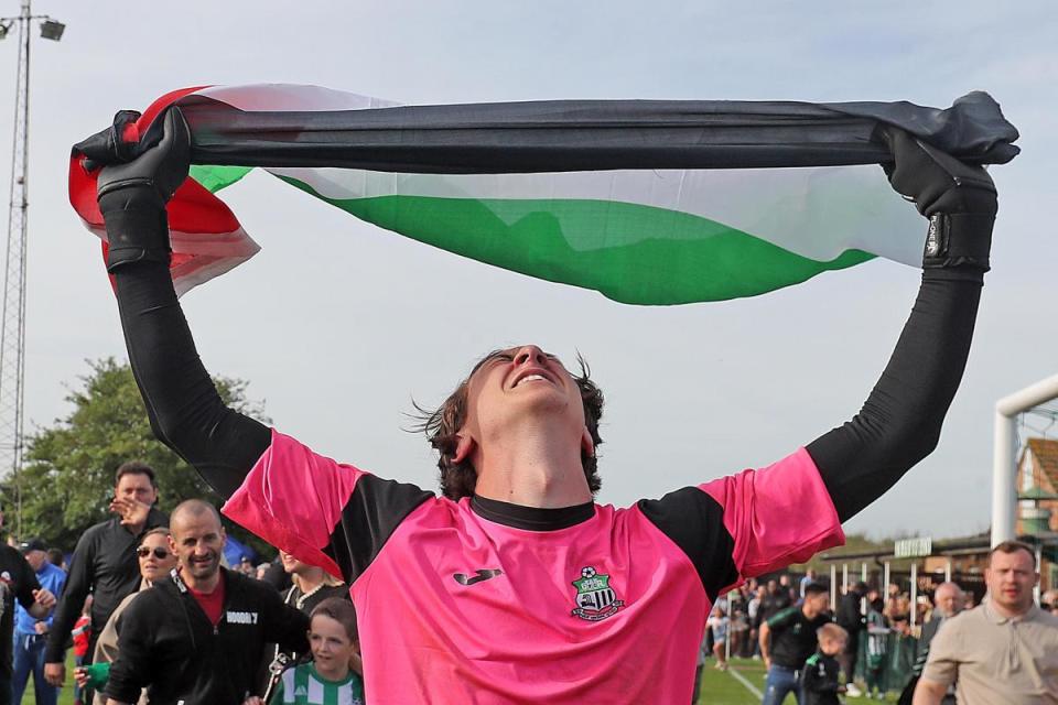 Dream come true - for Great Wakering goalkeeper Luis Shamshoum <i>(Image: NICKY HAYES)</i>