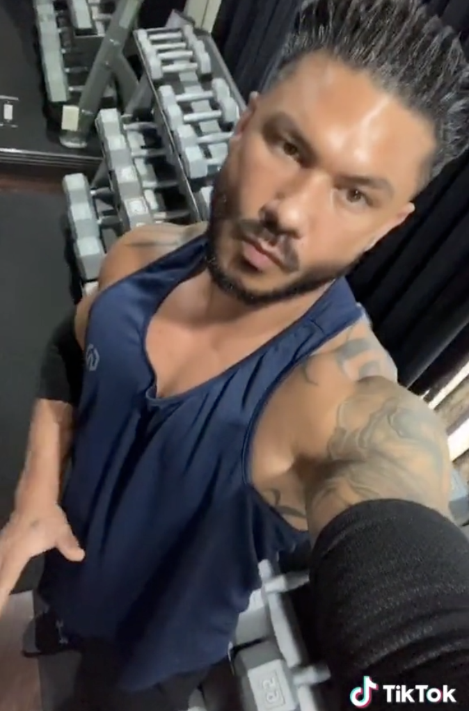 Pauly D has grown a beard. (Photo: TikTok)