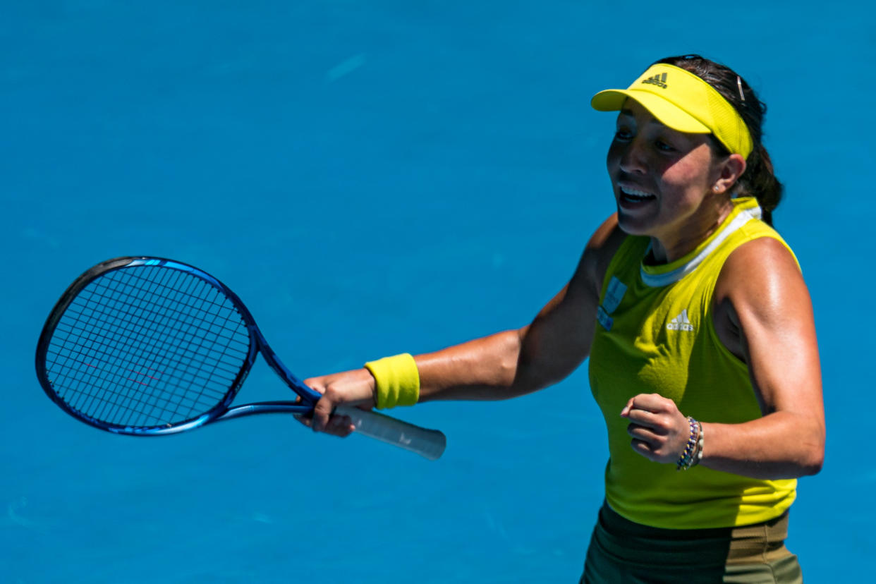 Jessica Pegula celebrando una victoria en un partido del Open de Australia.