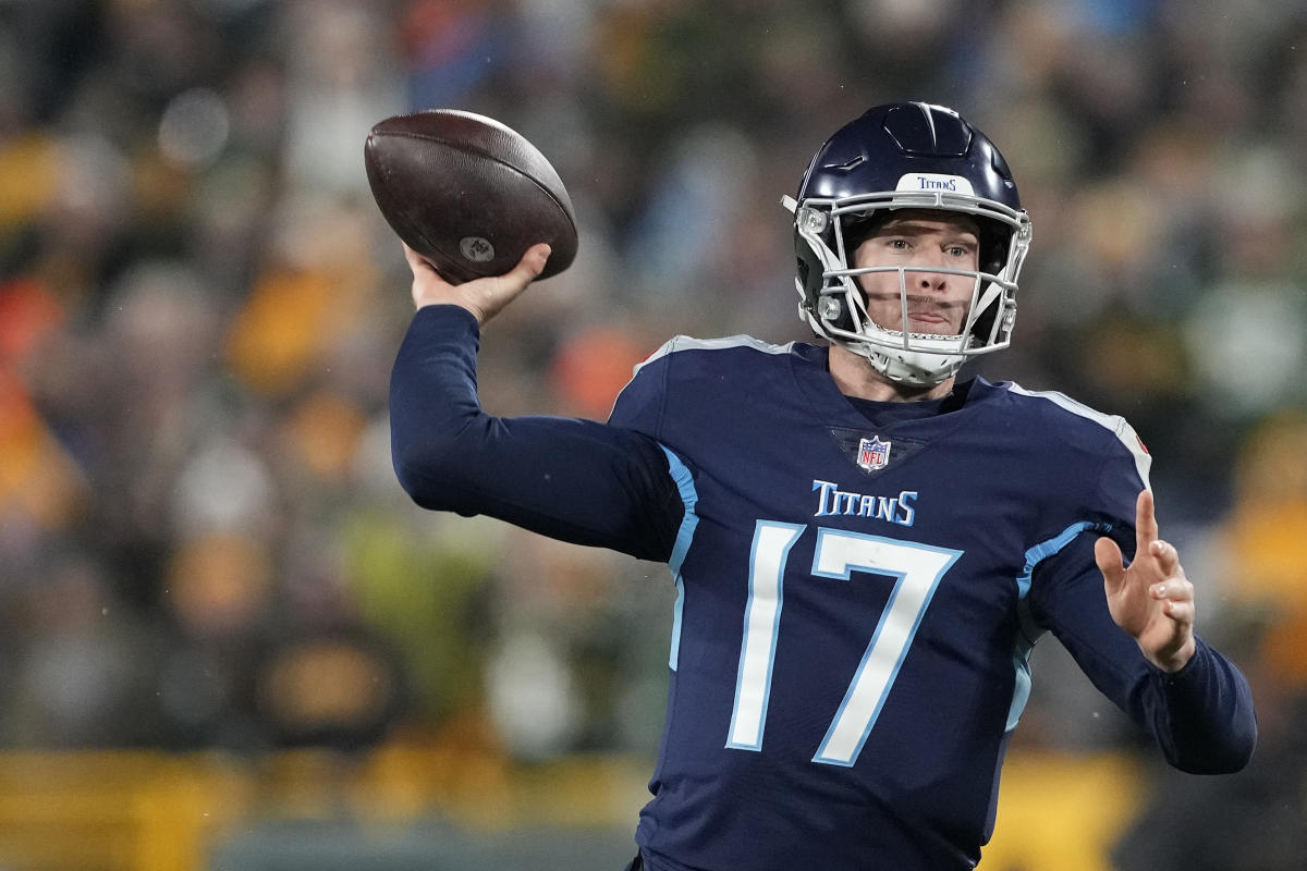 NFL Betting Week 12: Remember the Titans