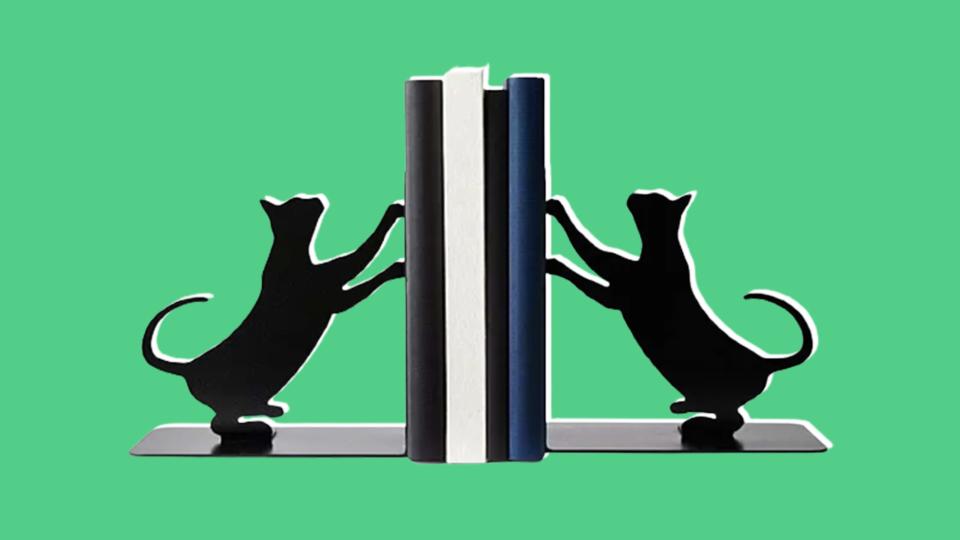 Best gifts for readers: Cat Scratch bookends