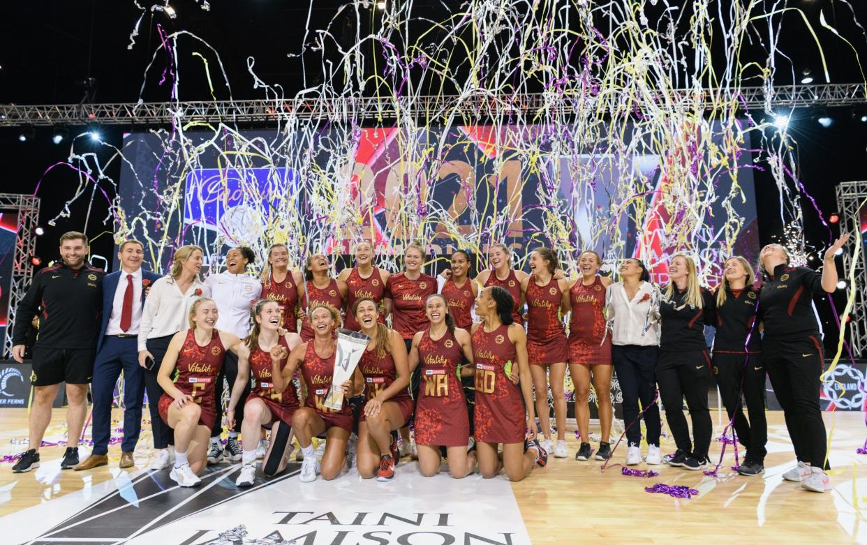 Captain Serena Guthrie of England (C) and her team mates celebrate with the Taini Jamison Trophy after their series win during game three of the Cadbury International Netball Series between the New Zealand Silver Ferns and the England Vitality Roses at Christchurch Arena on September 24, 2021 in Christchurch, New Zealand - England send huge statement for Commonwealth Games with historic series win in New Zealand - GETTY IMAGES