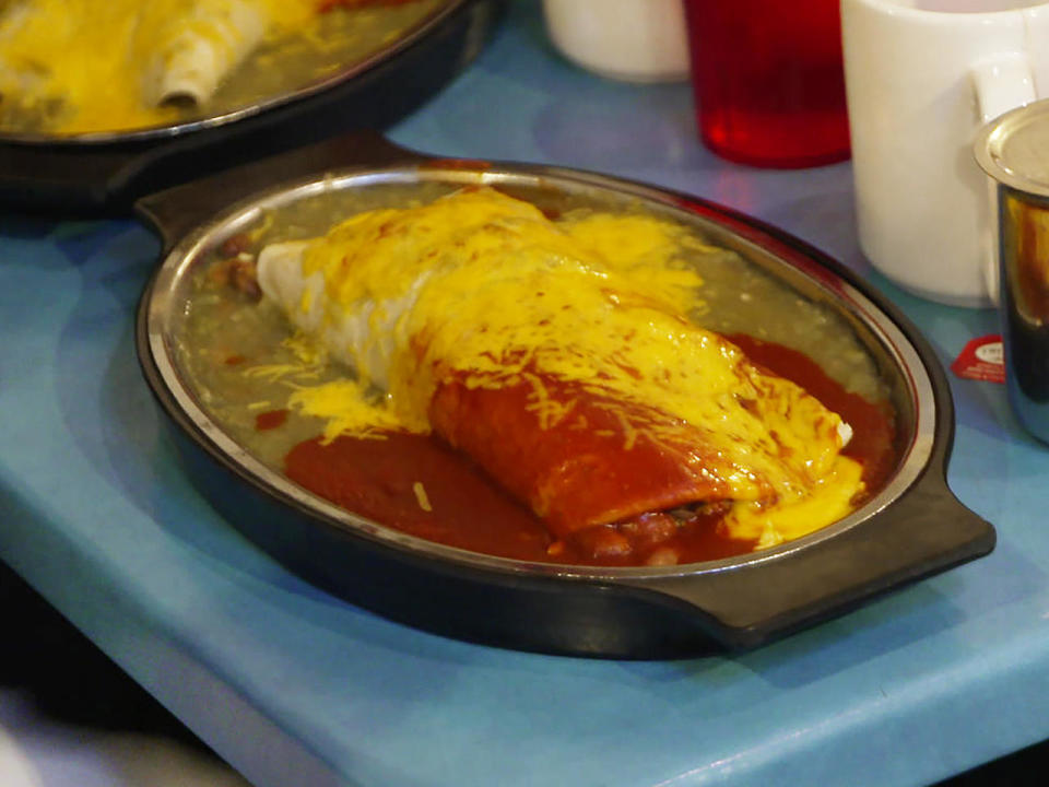 In New Mexico diners deck their plates with sauces made of red and green chiles all year long. / Credit: CBS News