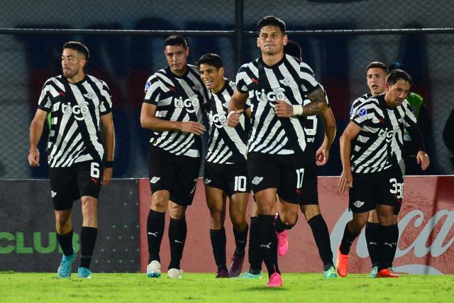 ANOTANDO FÚTBOL *: NACIONAL DE ASUNCIÓN