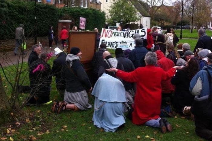 Pro-life campaigners outside the clinic in Ealing (Sister Supporter)