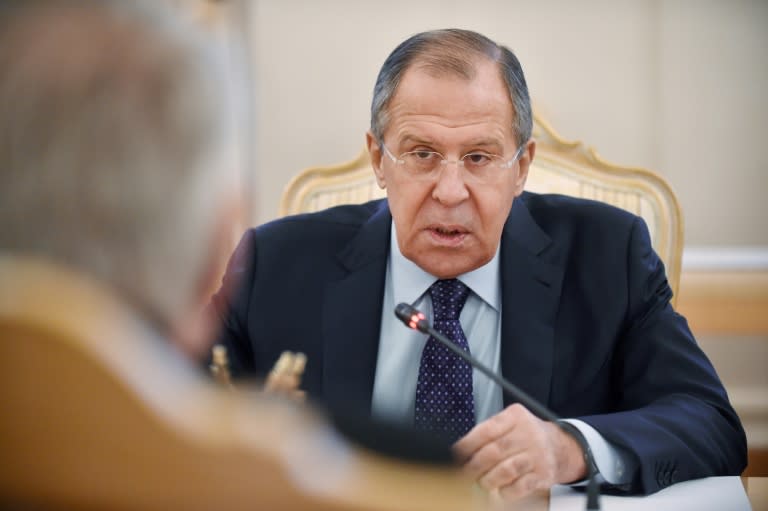 Russian Foreign Minister Sergei Lavrov has accused the United States of backtracking over a rebel pullout from Syria's Aleppo to "buy time" for those battling leader Bashar al-Assad