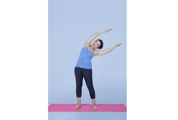 Pilates Standing side reach 