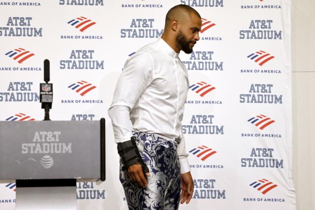 Dak Prescott Pays Respect to Ezekiel Elliott with Pregame Outfit