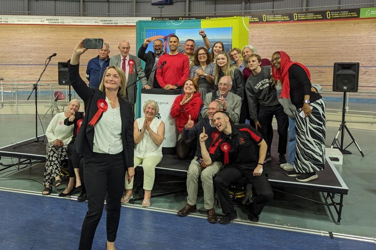 Jessica Morden takes a selfie with her Labour team. Credit: LDRS