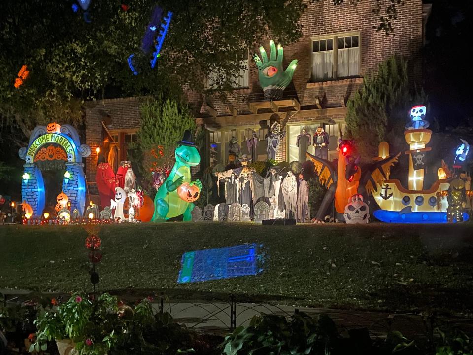 house decorated for halloween in america