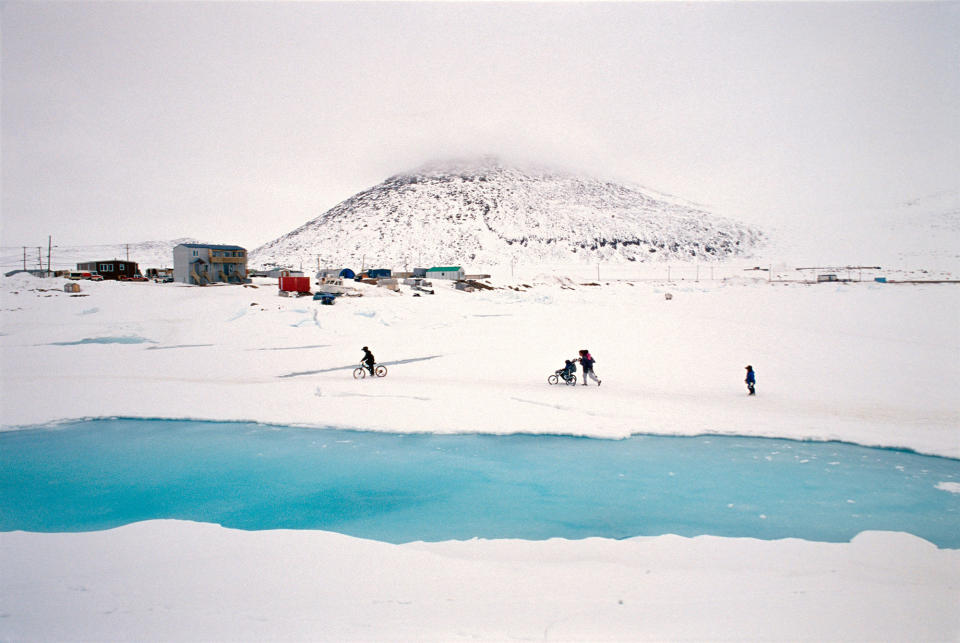 Qikiqtarjuaq, Canada, 2004