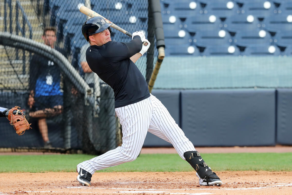 Yankees' Luke Voit: 'I deserve' to play as much as Anthony Rizzo