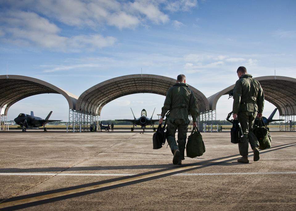 f35 pilots