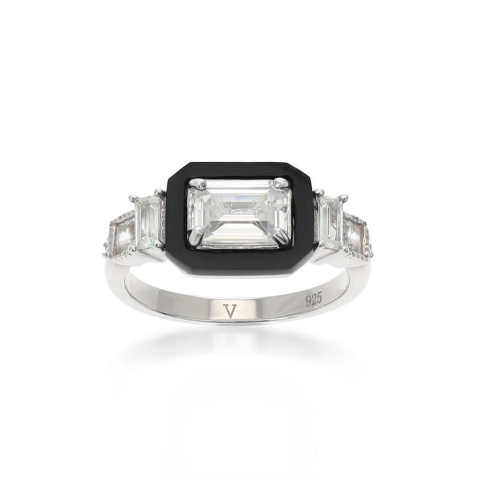27) Carine Sterling Silver White Black Agate Ring