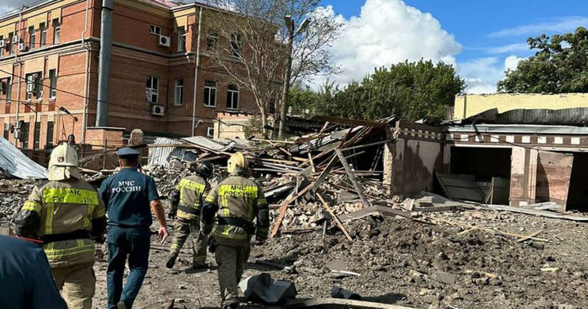 俄羅斯邊境城市羅斯托夫遭飛彈襲擊。（圖／達志／美聯社）