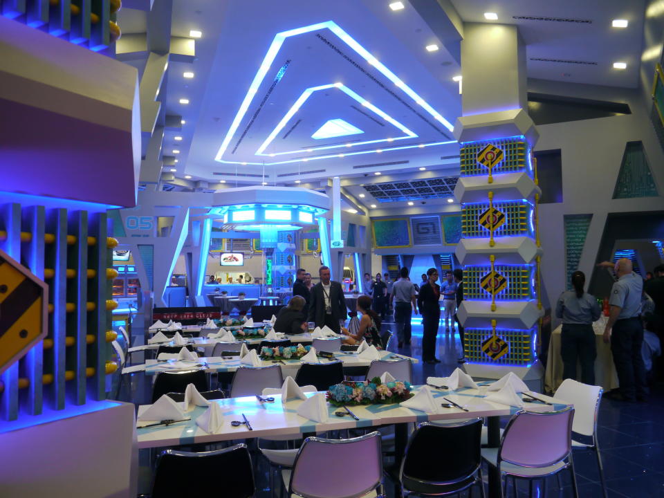 Interior of the Starbot Cafe. (Yahoo! photo/Fann Sim)