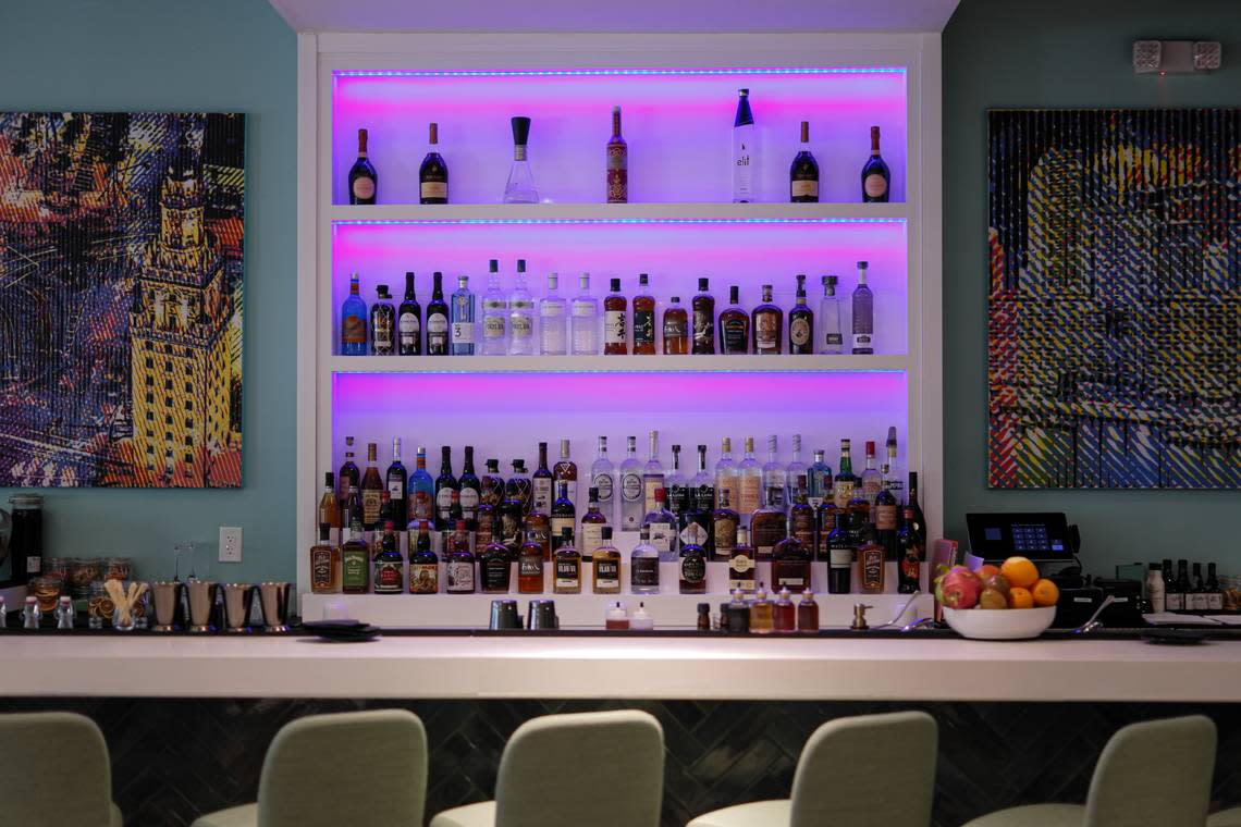 The bar at Tablé by Bachour in the Miami Design District.