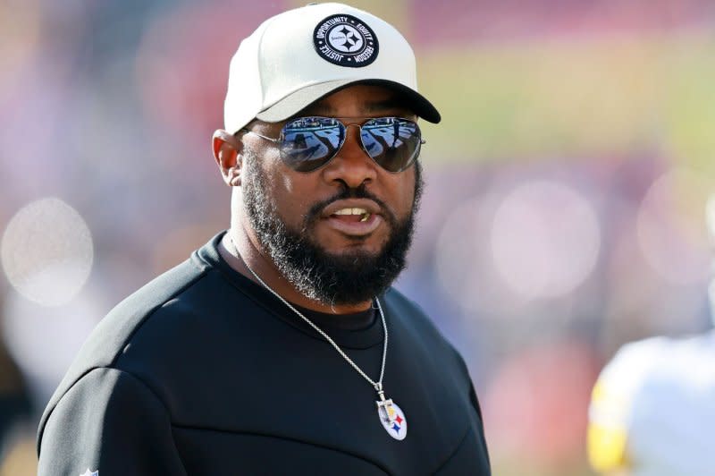 Pittsburgh Steelers head coach Mike Tomlin looks over the field before facing the Cleveland Browns on Sunday in Cleveland. Photo by Aaron Josefczyk/UPI