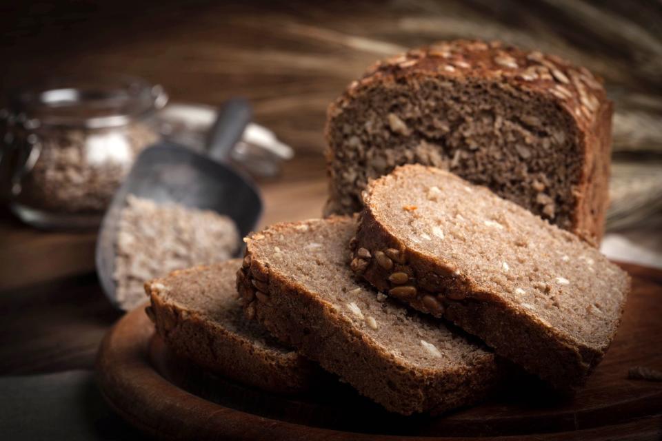 Bessere Alternative: Vollkornbrot mit Manukahonig