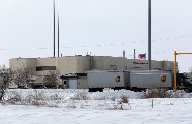 FILE PHOTO: The U.S side of the Canada-U.S border crossing is seen from Emerson Manitoba