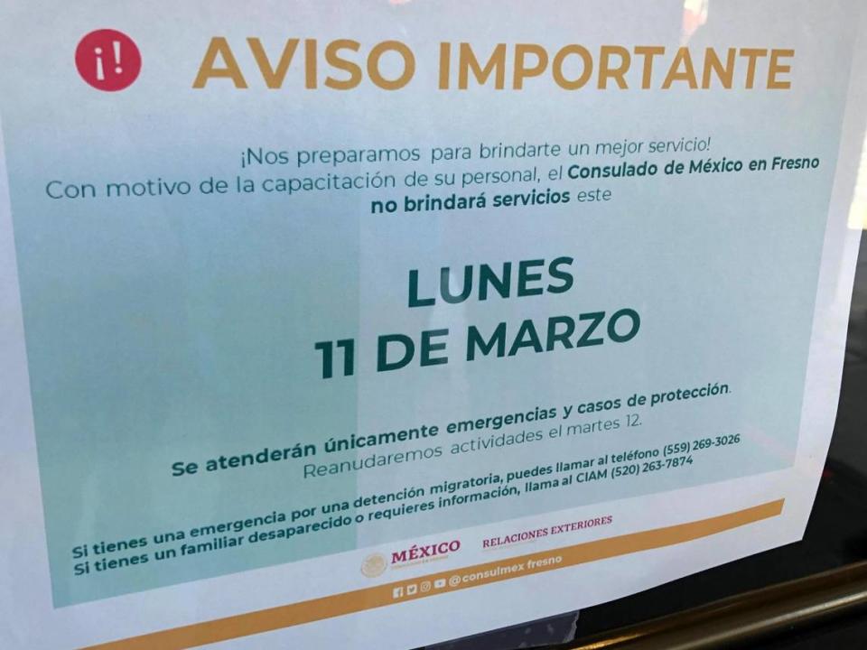 Consulado de México en Fresno estuvo cerrado el lunes 11 de marzo debido a capacitación de personal. Miembros de la Coalición México 2024 ‘Voto Desde el Extranjero’ se presentaron a fuera del Consulado de México en Fresno a entregar unas cartas donde piden cambios para mejor trato y servicio de la red consular. 