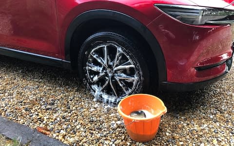 Mazda_CX-5 160818 wheel wash