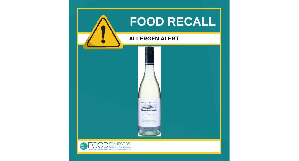 A recall alert graphic for 750ml bottles of South Island White Mist sauvignon blanc due to the presence of an undeclared allergen. Source: Food Standards Australia 