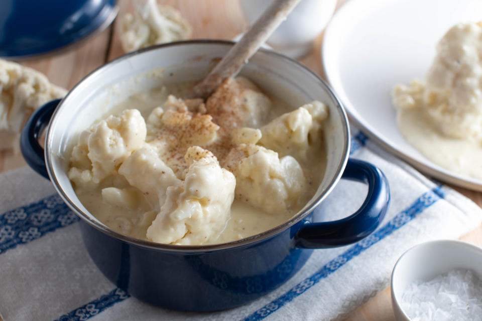 Cauliflower with bechamel sauce