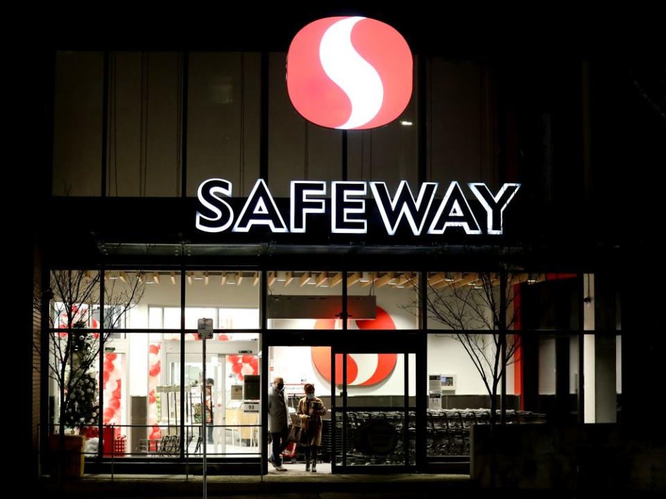  A Safeway grocery store in Alberta.