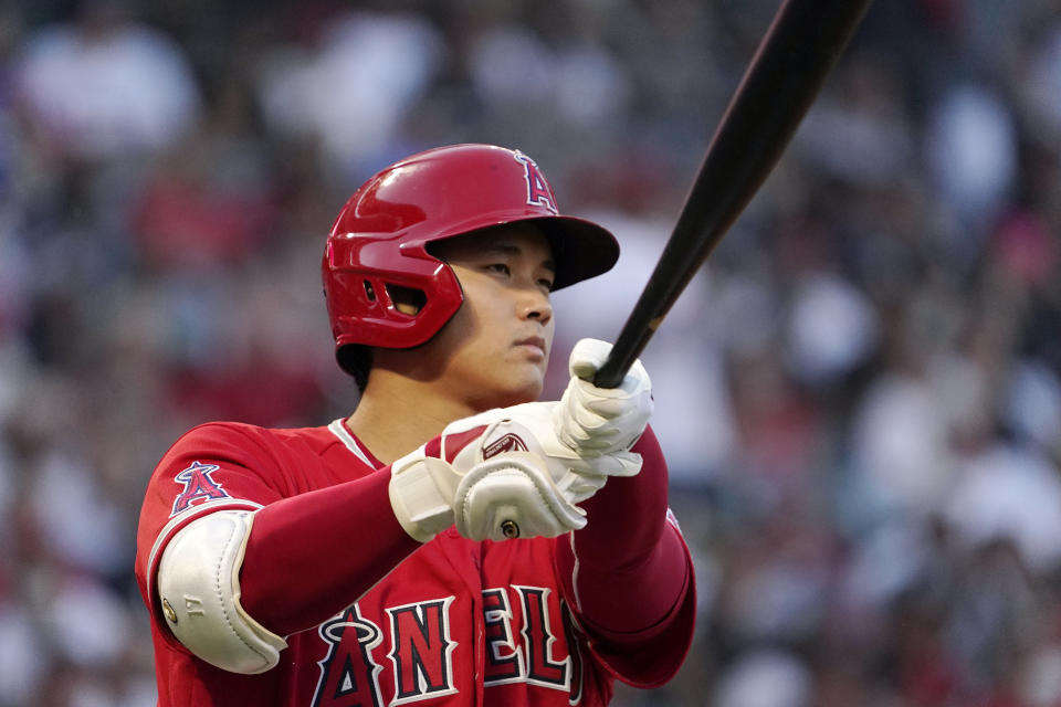 大谷翔平在5局下一壘有人局面，大谷鎖定洋基Frankie Montas的外角變化球，一棒撈出右外野方向的2分砲（本季第29轟），總計大谷留下4支2、1得分、2打點、吞1K成績，打擊率上升至0.267(AP Photo/Mark J. Terrill)