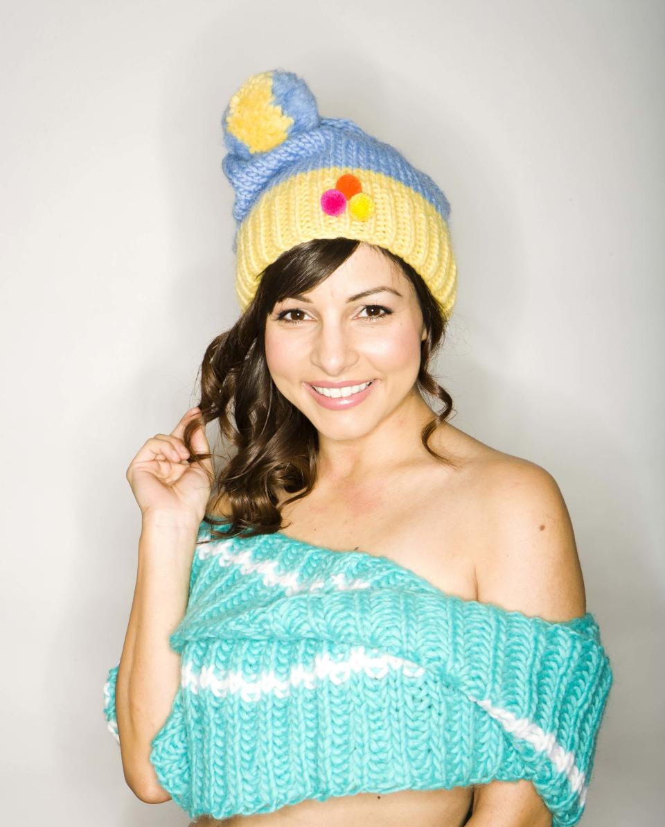  EMBARGOED TO 0001 FRIDAY FEBRUARY 10
Actress Roxanne Pallett sports her winter woollies in support of Age UKÕs Bobble Day. 