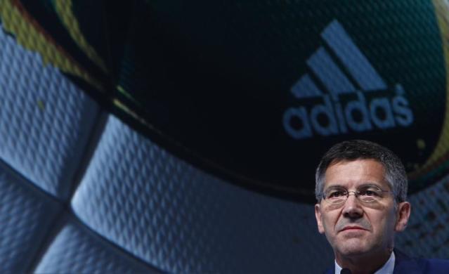 resistencia Mediador Decir Adidas se centra en la Copa del Mundo tras una caída de su beneficio