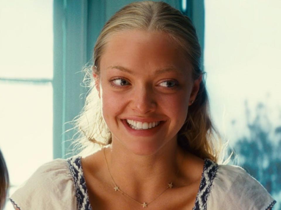 amanda seyfried as sophie in mamma mia