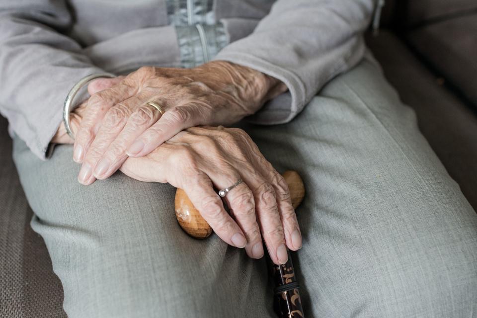 日本一名93歲阿嬤，健檢數據身體年齡36歲，引起外界熱議。（示意圖／翻攝自pixabay）