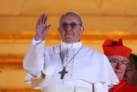 VATICAN CITY, VATICAN - MARCH 13: Newly elected Pope Francis I appears on the central balcony of St Peter's Basilica on March 13, 2013 in Vatican City, Vatican. Argentinian Cardinal Jorge Mario Bergoglio was elected as the 266th Pontiff and will lead the world's 1.2 billion Catholics. (Photo by Peter Macdiarmid/Getty Images)