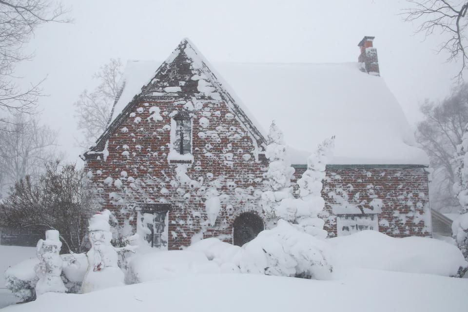 A winter storm rolls through Western New York Saturday, Dec. 24, 2022, in Amherst N.Y. (AP)