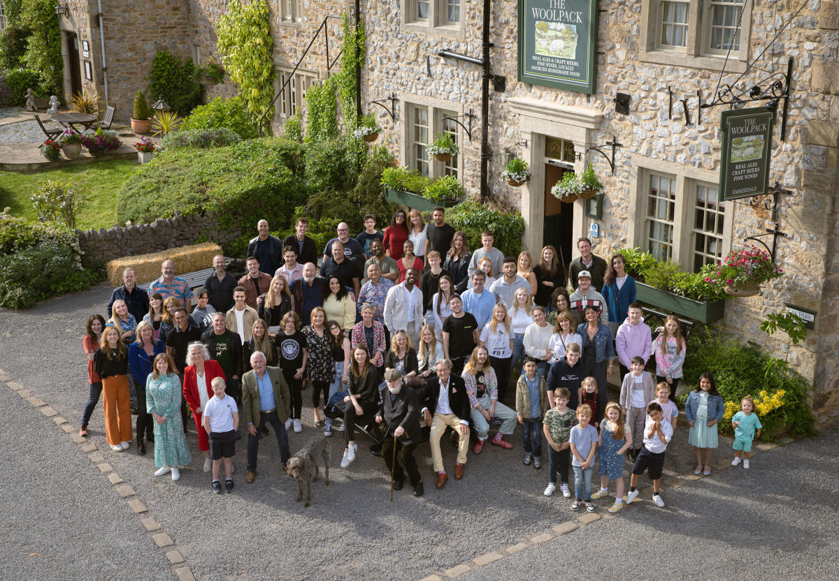 'Emmerdale' stars past and present celebrate soap's 50th birthday