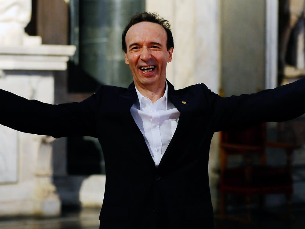 Der italienische Filmemacher Roberto Benigni verarbeitete mit dem oscarprämierten Meisterwerk "Das Leben ist schön" auch die Erlebnisse seines Vaters Luigi. (Bild: GIACOMO MORINI/Shutterstock)