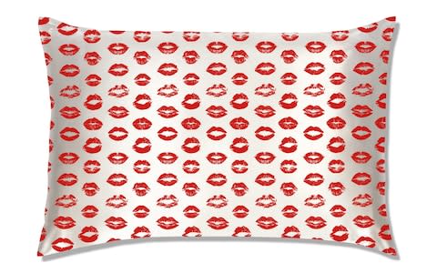 SLIP Kiss Print Pillowcase