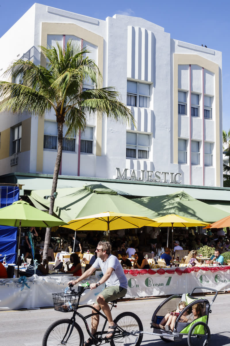 Miami Art Deco tour with kids