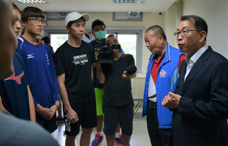 新任體育署長張少熙到國訓中心勉勵選手。（圖／國訓中心提供）