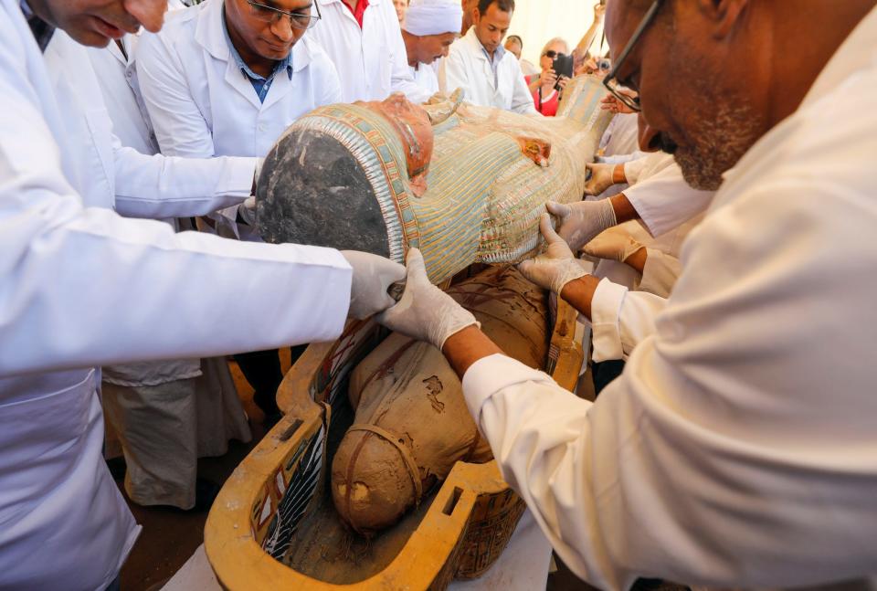 egypt coffin mummy