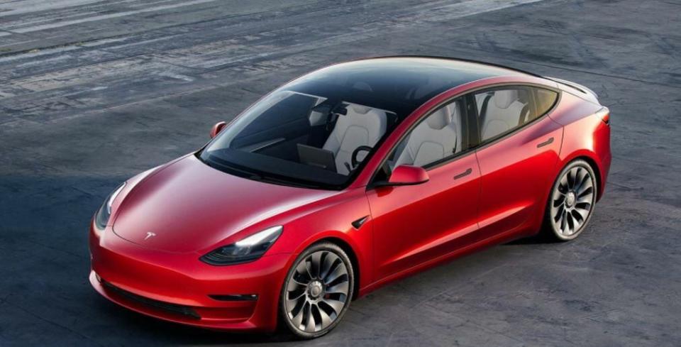 Tesla gastará 500 millones de dólares en la red de carga