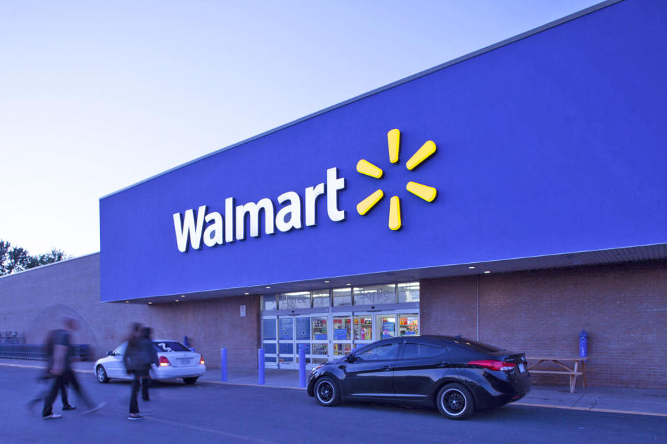 Can't make it to one of Walmart's pickup towers to snag your online grocery