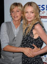 La presentatrice televisiva Ellen DeGeneres e l'attrice, Portia de Rossi si sono sposate nel 2008. In tanti ravvisano una somiglianza tra Portia e la ex della DeGeneres, l'attrice Anne Heche<strong>. </strong>(Photo by Steve Granitz/WireImage)