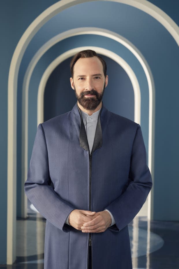 Tony Hale as Mr. Curtain in "The Mysterious Benedict Society" on Disney+<p>Brendan Meadows/Disney+</p>