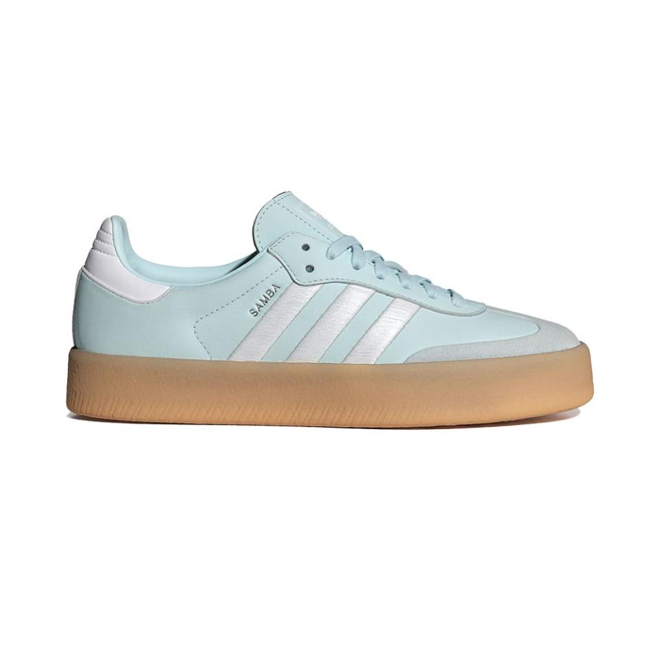 <p><a href="https://go.redirectingat.com?id=74968X1596630&url=https%3A%2F%2Fwww.adidas.com%2Fus%2Fsambae-shoes%2FID0435.html&sref=https%3A%2F%2Fwww.elle.com%2Ffashion%2Fshopping%2Fg60245186%2Fbest-shoes-for-travel-women%2F" rel="nofollow noopener" target="_blank" data-ylk="slk:Shop Now;elm:context_link;itc:0;sec:content-canvas" class="link ">Shop Now</a></p><p>Sambae Shoes</p><p>Adidas </p><p>$110.00</p>