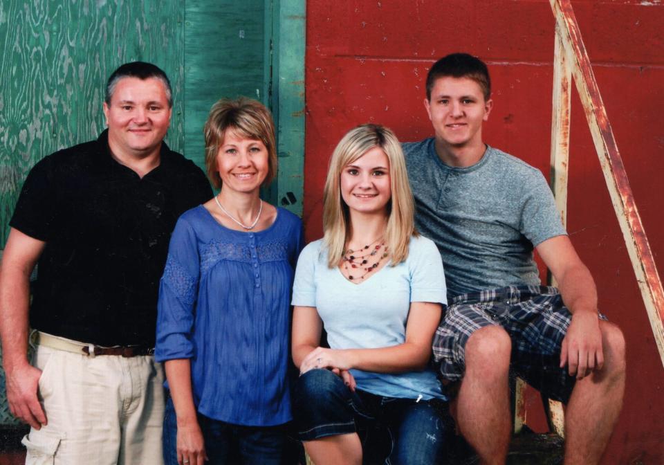 Todd and Barbara Kendhammer, left, with their children Jessica and Jordan. 